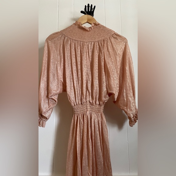 Vintage 70’s 7/8 Nude Blush Shimmery Floral Dress - Picture 8 of 11